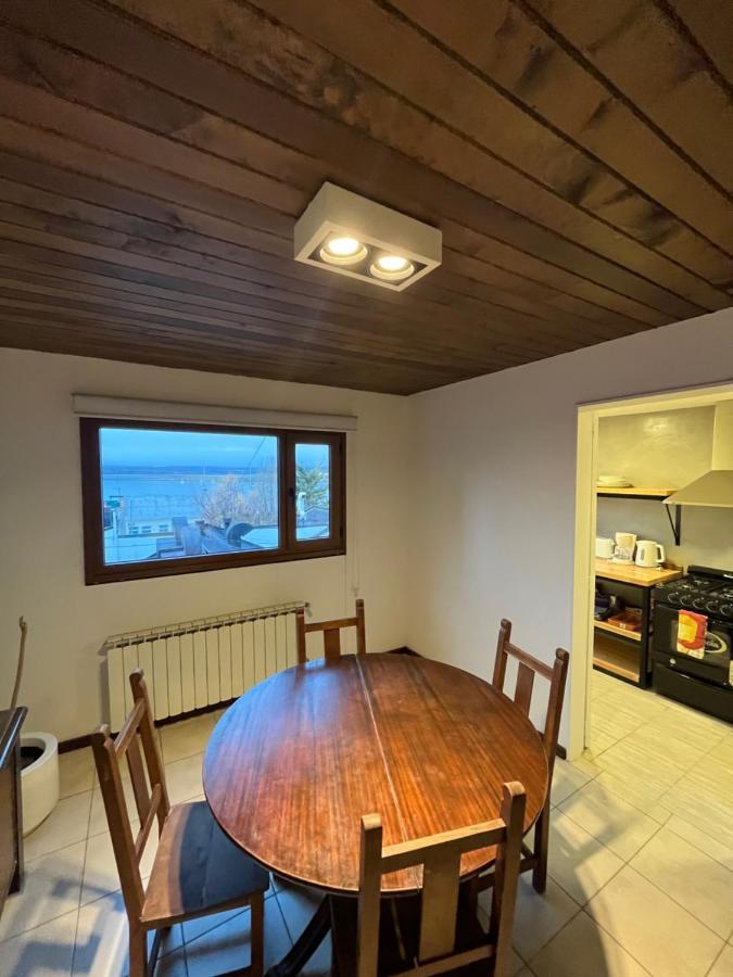 Departamentos San Martin Appartement Ushuaia Buitenkant foto